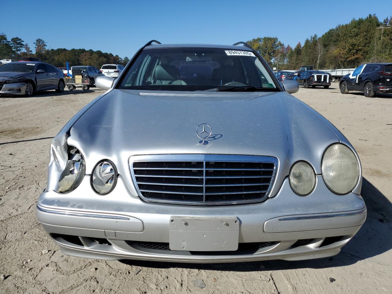2001 MERCEDES-BENZ E-Class