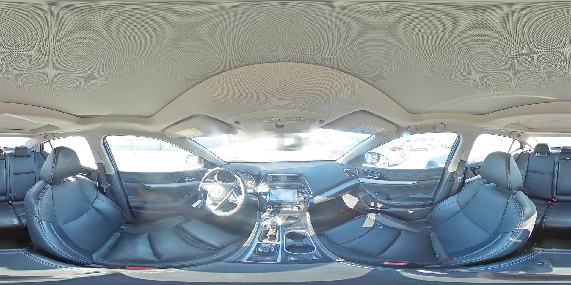 2017 NISSAN Maxima