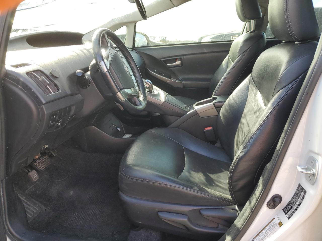 2015 TOYOTA PRIUS