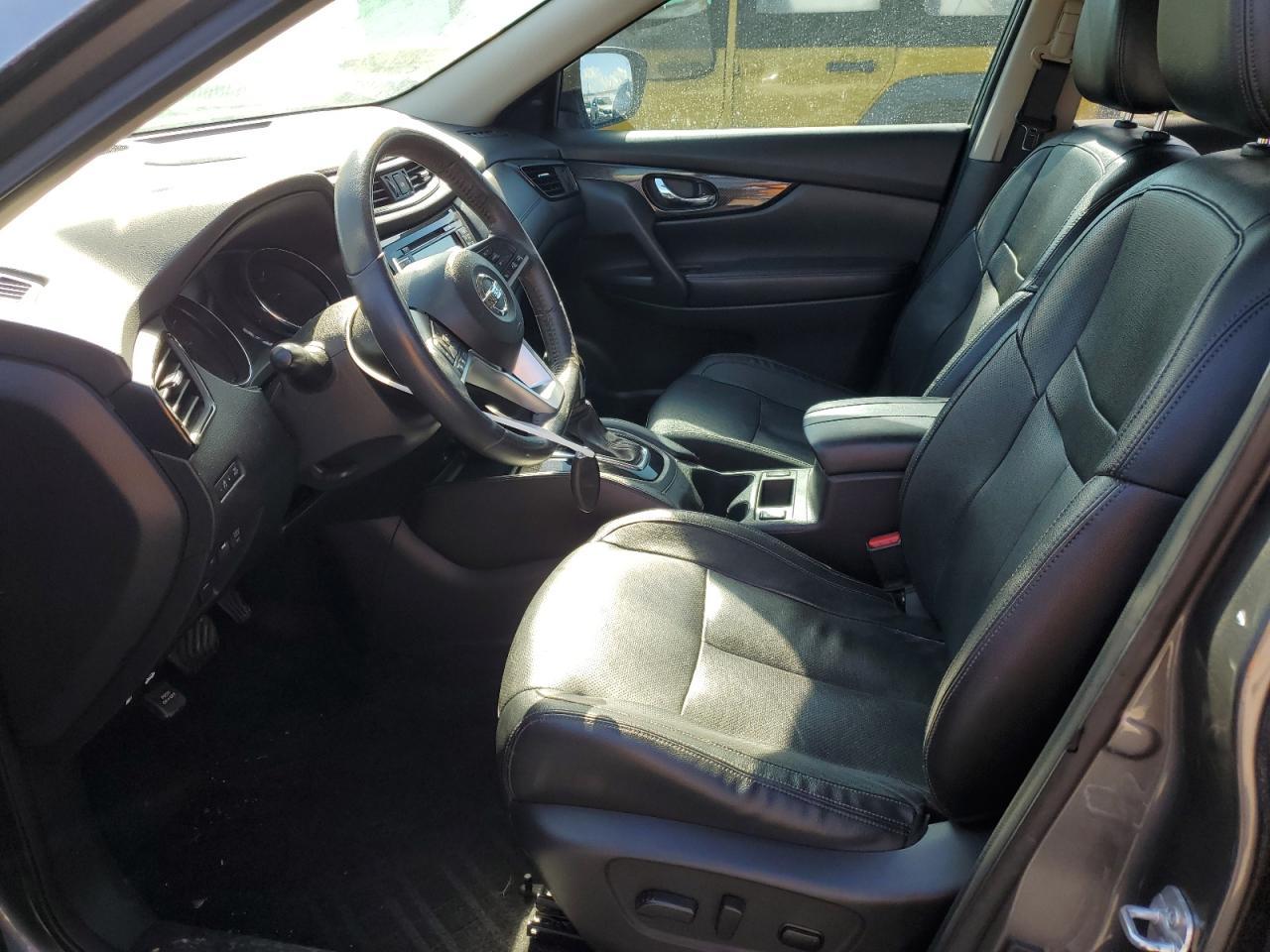 2017 NISSAN ROGUE