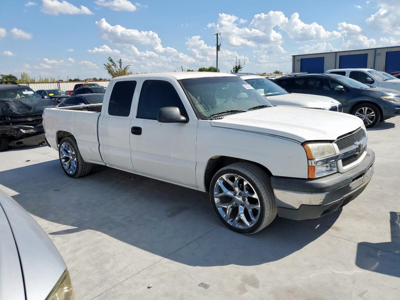 2004 CHEVROLET Silverado