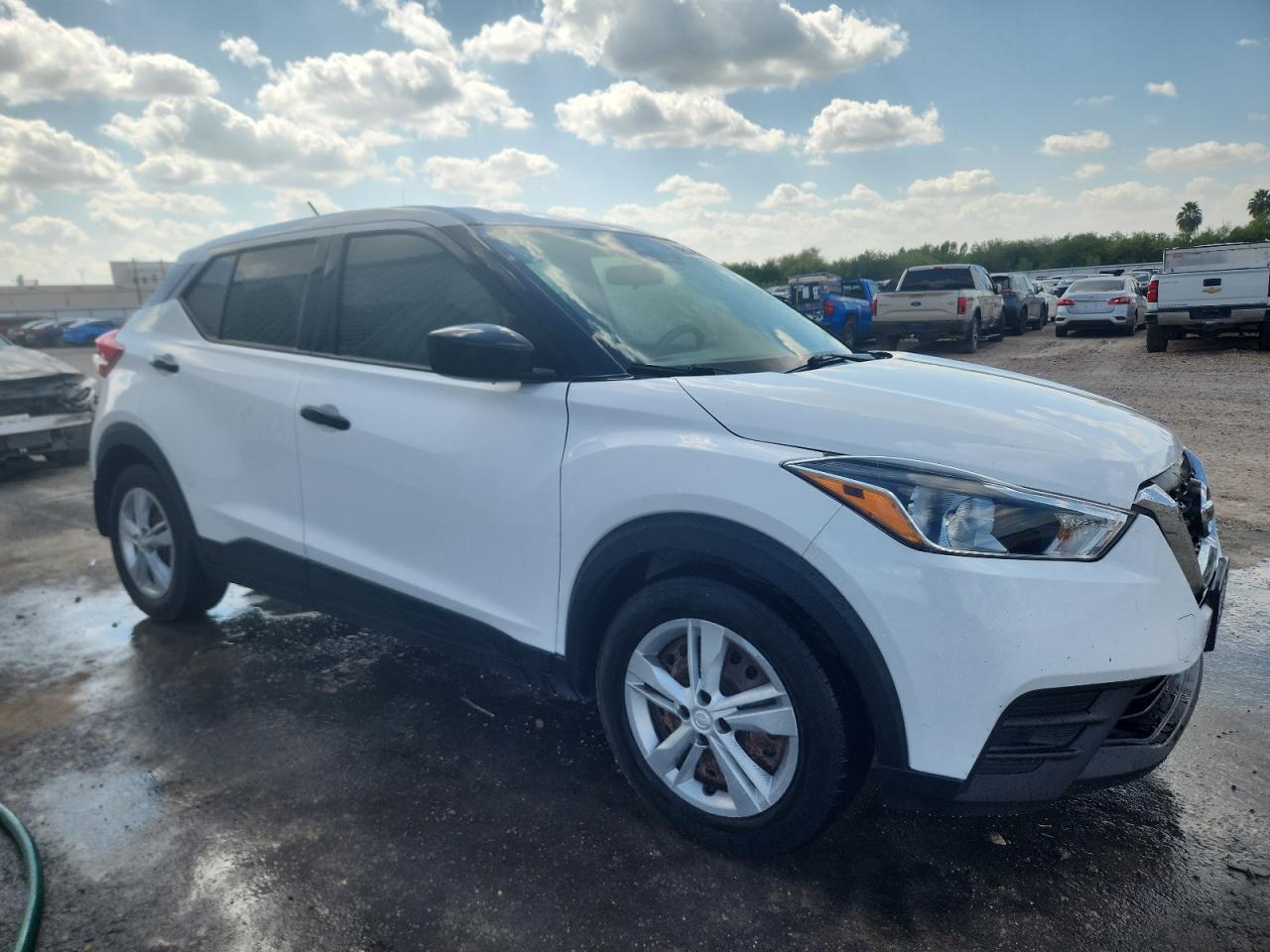 2020 NISSAN KICKS