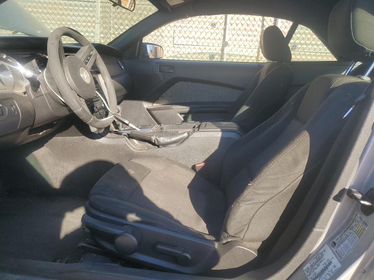 2010 FORD MUSTANG