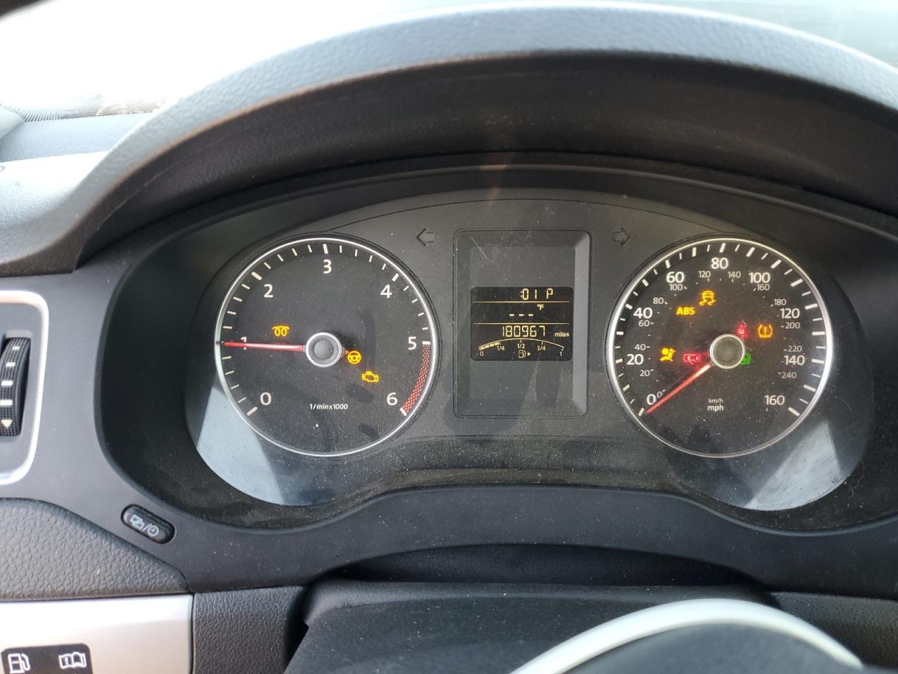 2012 VOLKSWAGEN JETTA