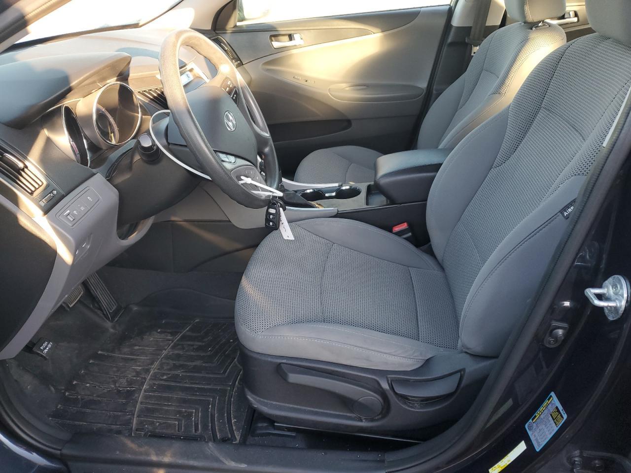 2013 HYUNDAI SONATA