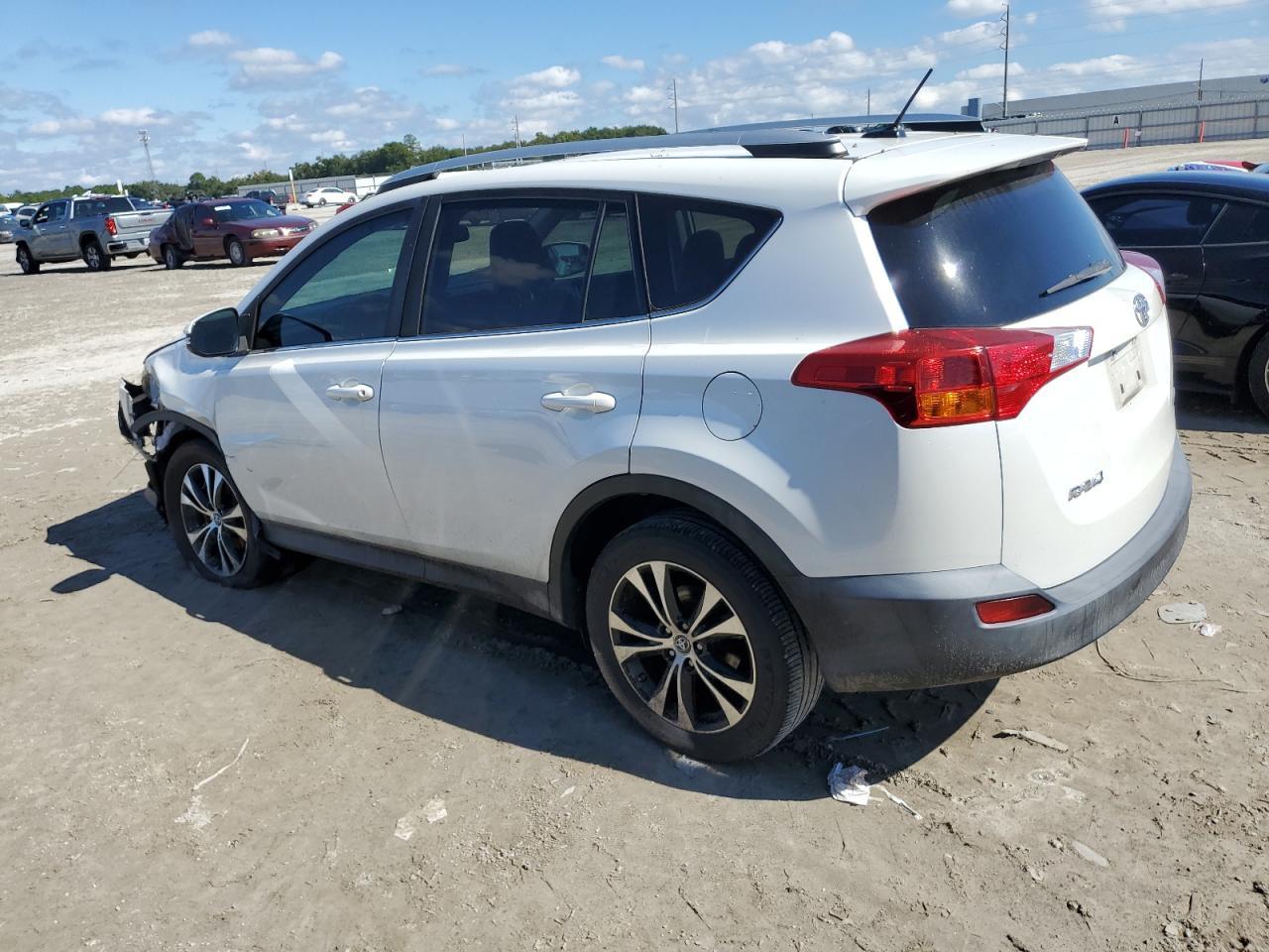 2015 TOYOTA RAV4