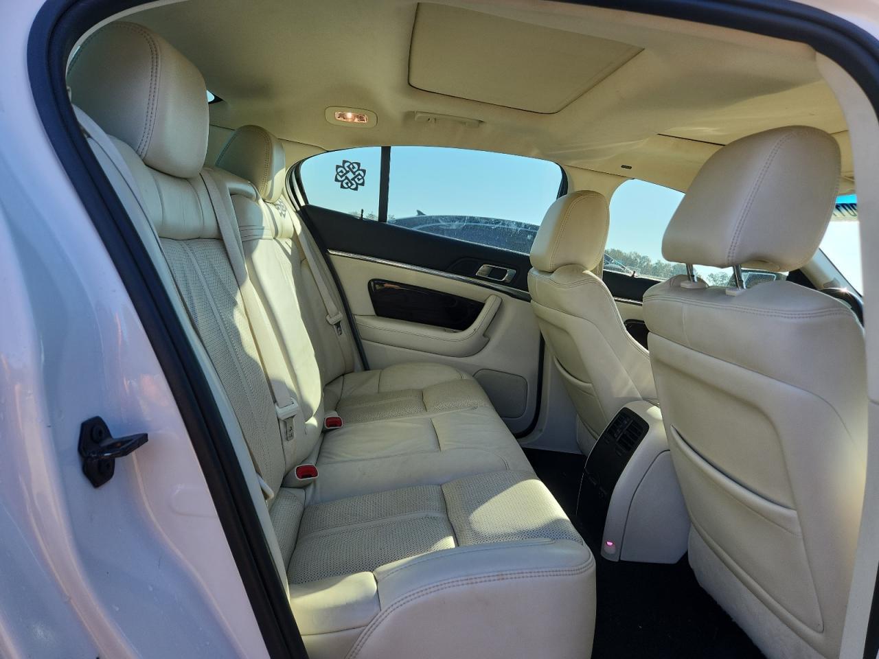 2011 LINCOLN MKS