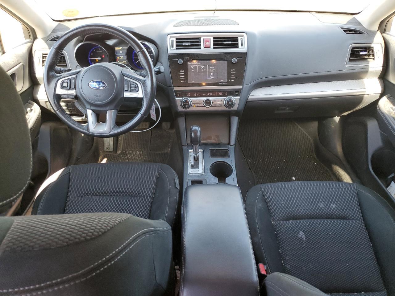 2017 SUBARU Outback