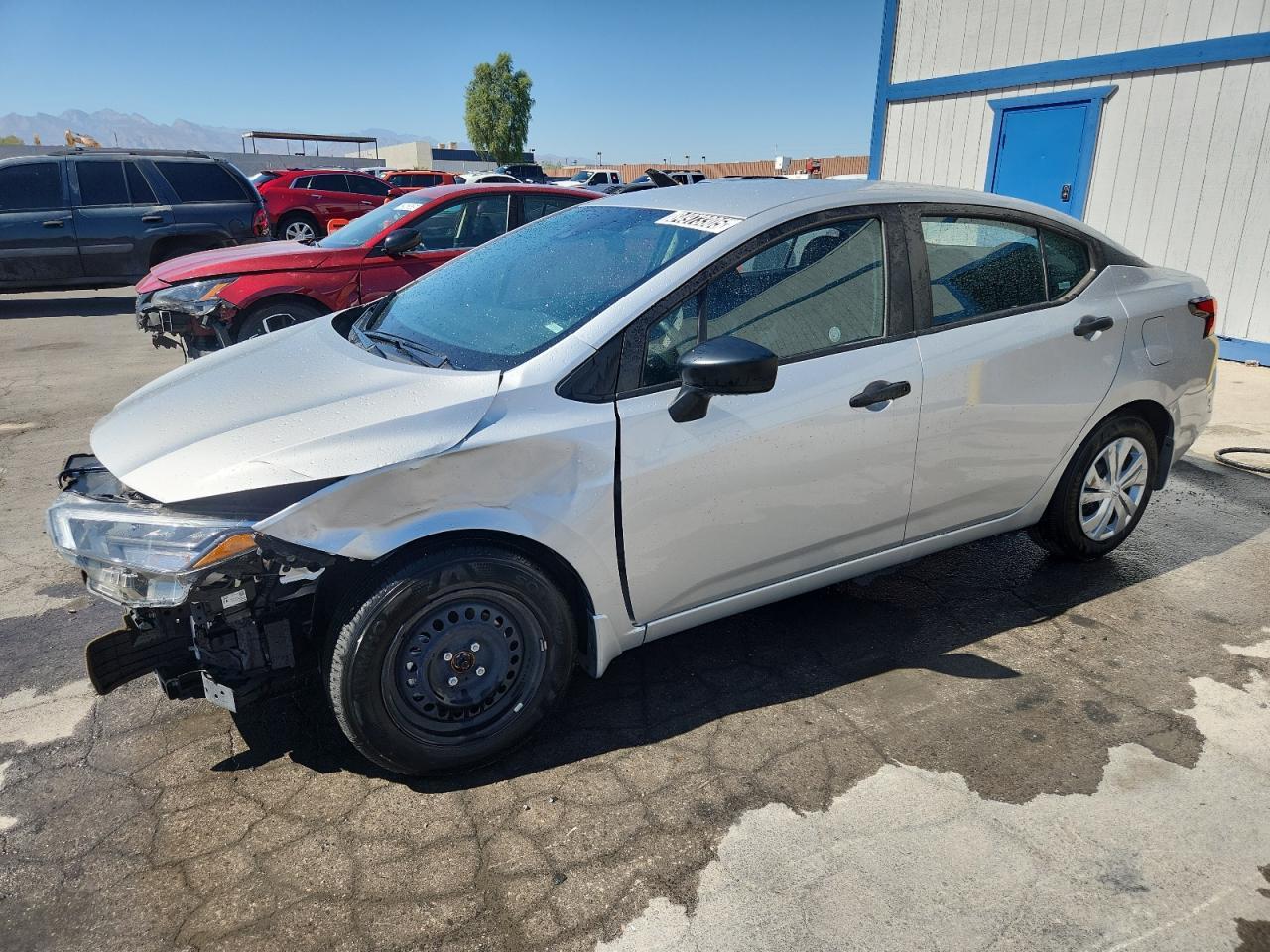 2025 NISSAN VERSA