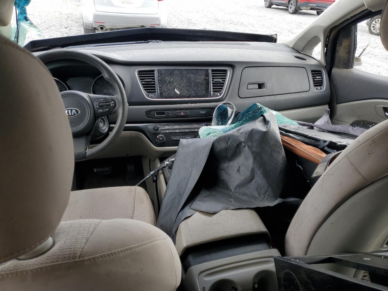 2016 KIA SEDONA
