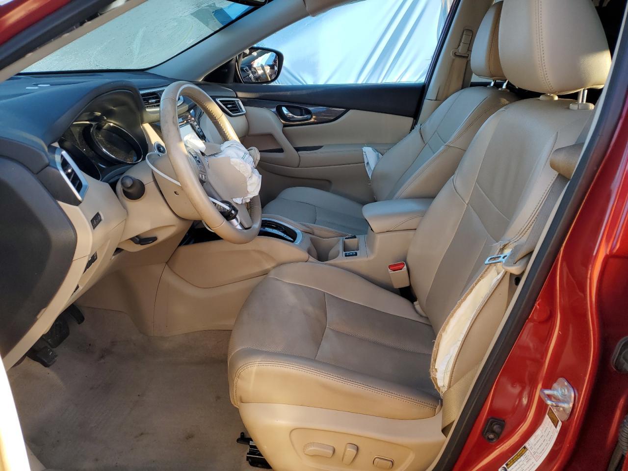 2015 NISSAN ROGUE