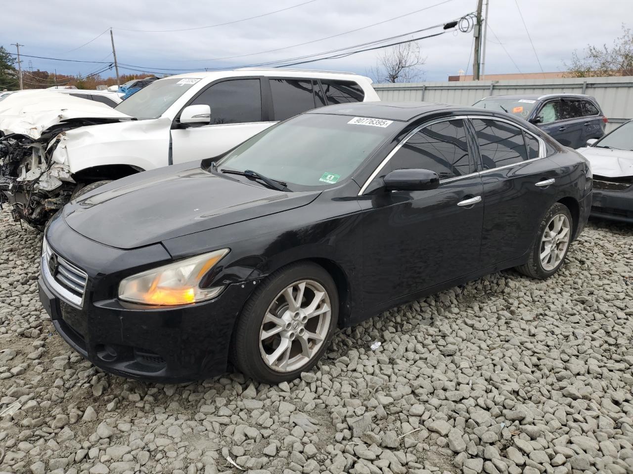 2014 NISSAN Maxima