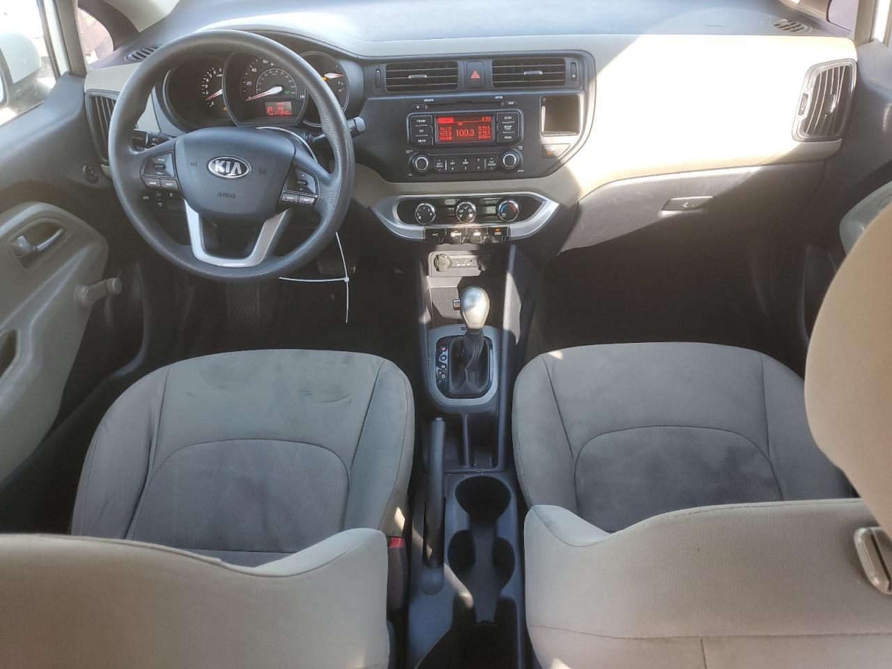 2015 KIA RIO