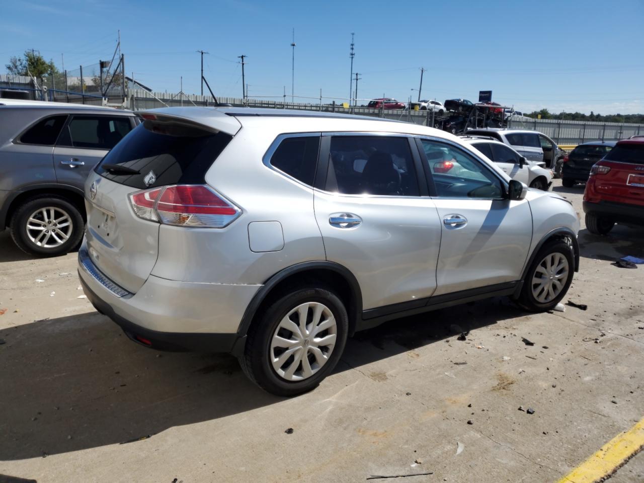 2015 NISSAN ROGUE