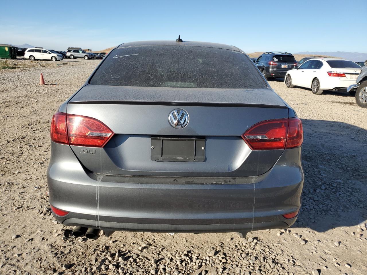 2013 VOLKSWAGEN JETTA