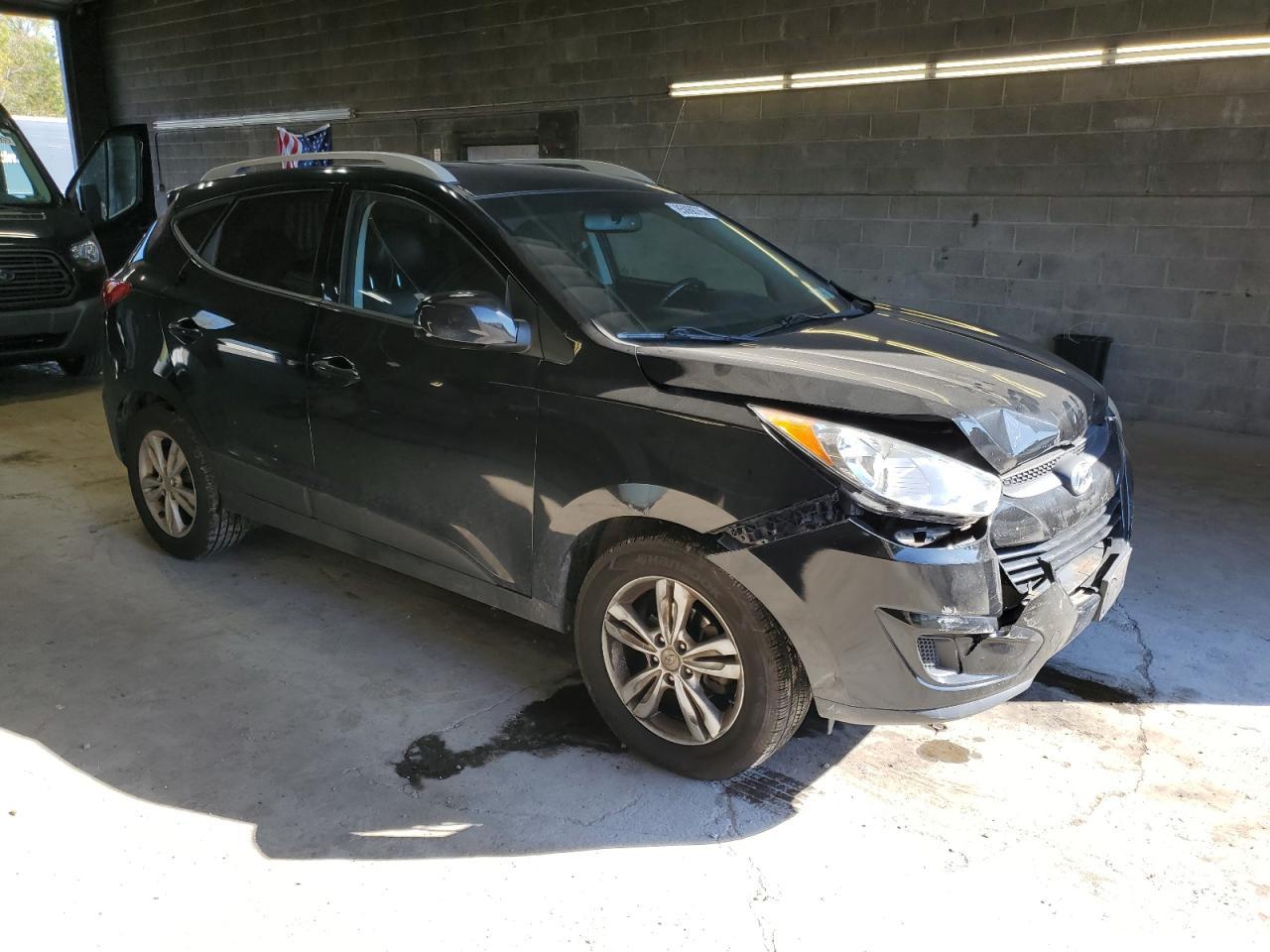 2011 HYUNDAI TUCSON