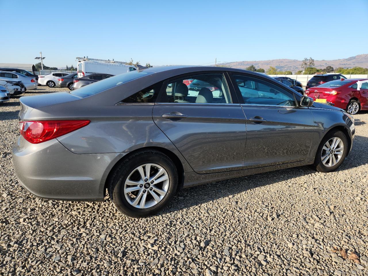 2013 HYUNDAI SONATA