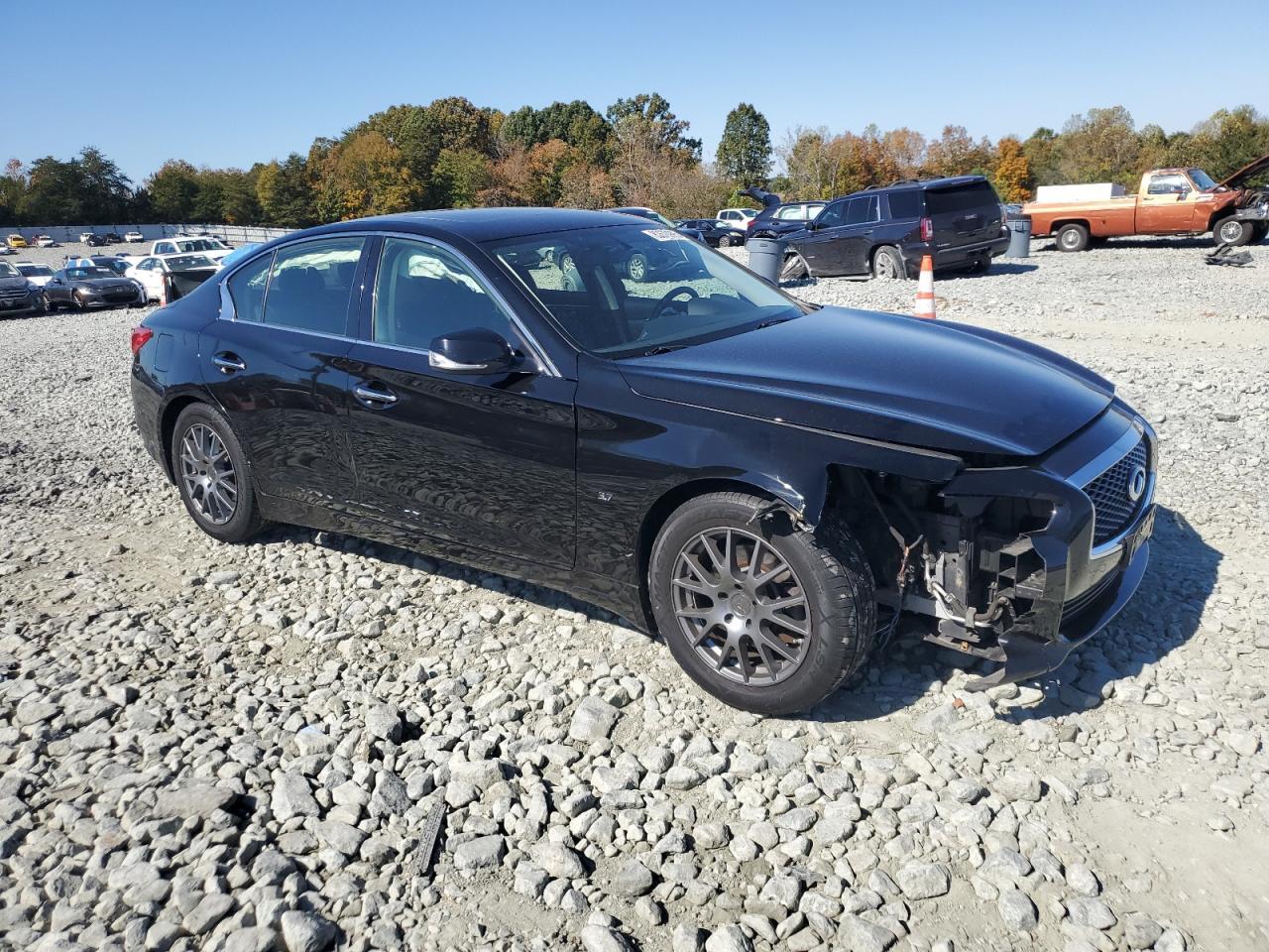2015 INFINITI Q50