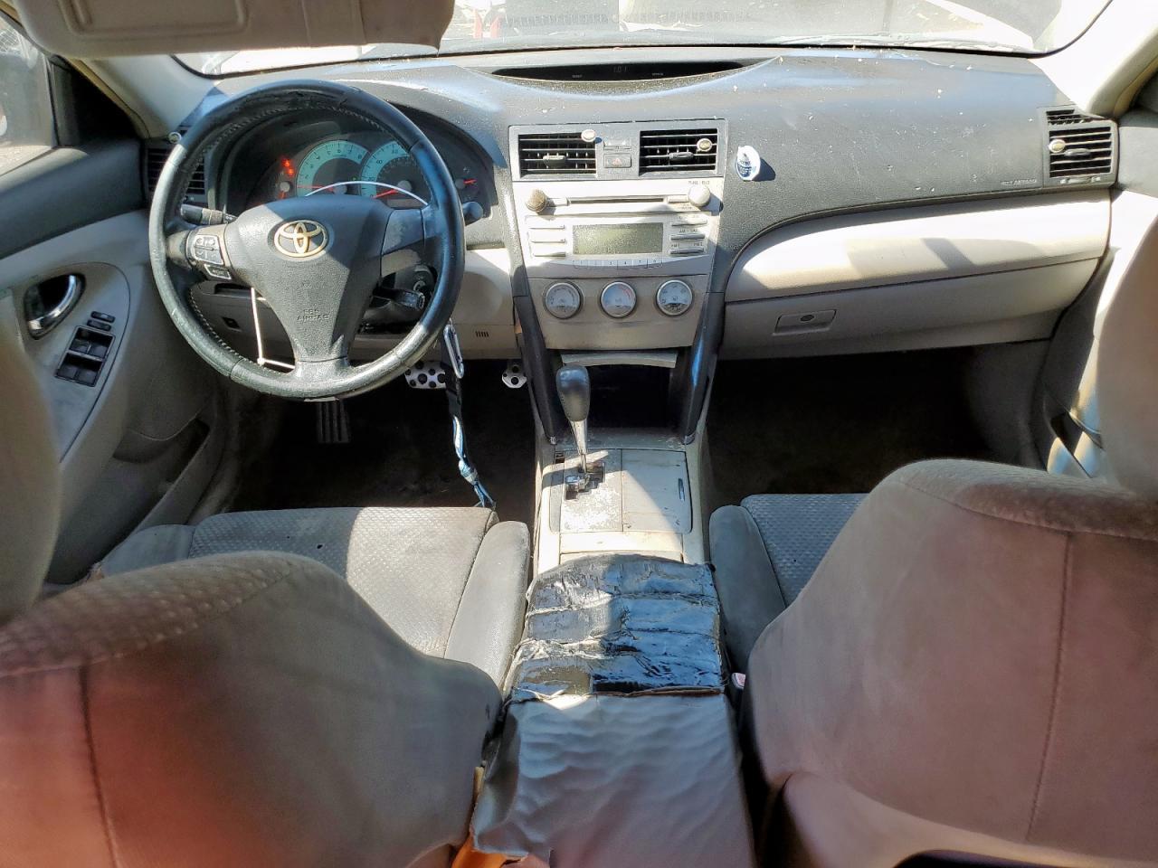 2011 TOYOTA CAMRY
