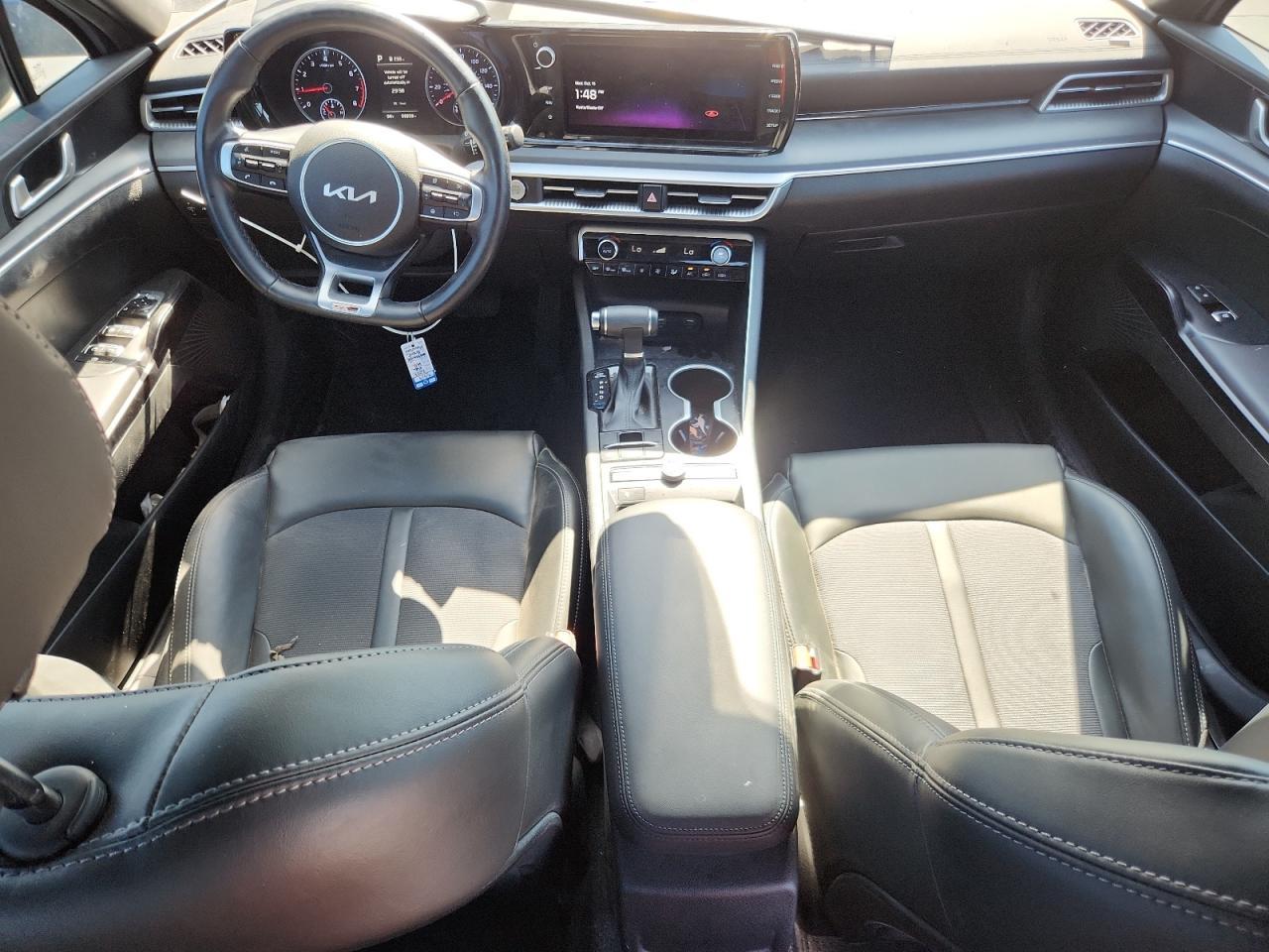 2022 KIA K5