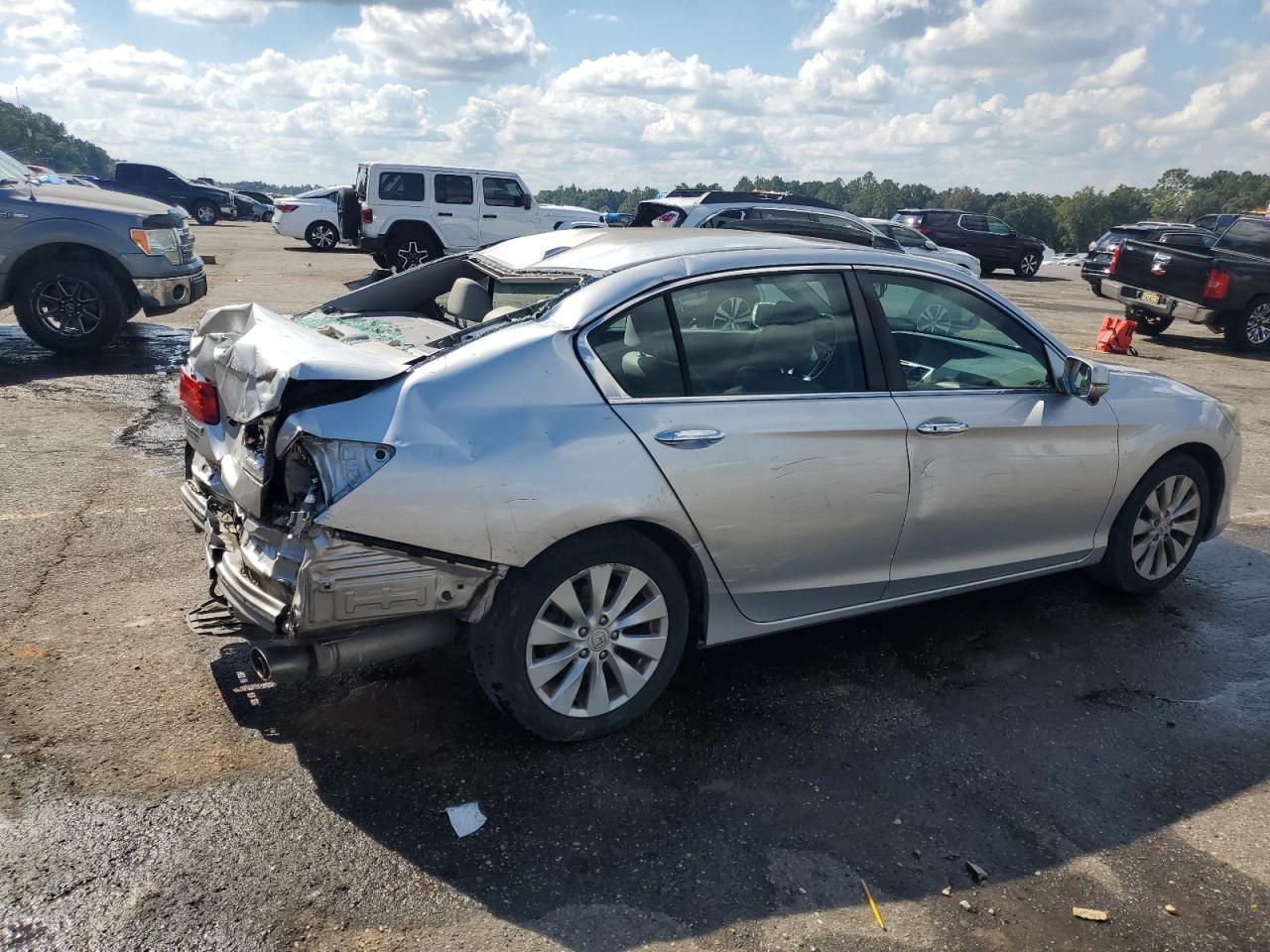2015 HONDA ACCORD