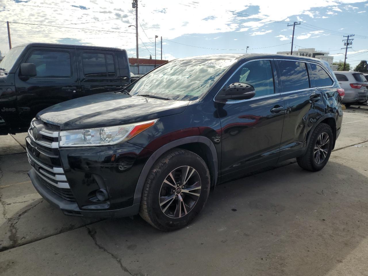 2018 TOYOTA HIGHLANDER