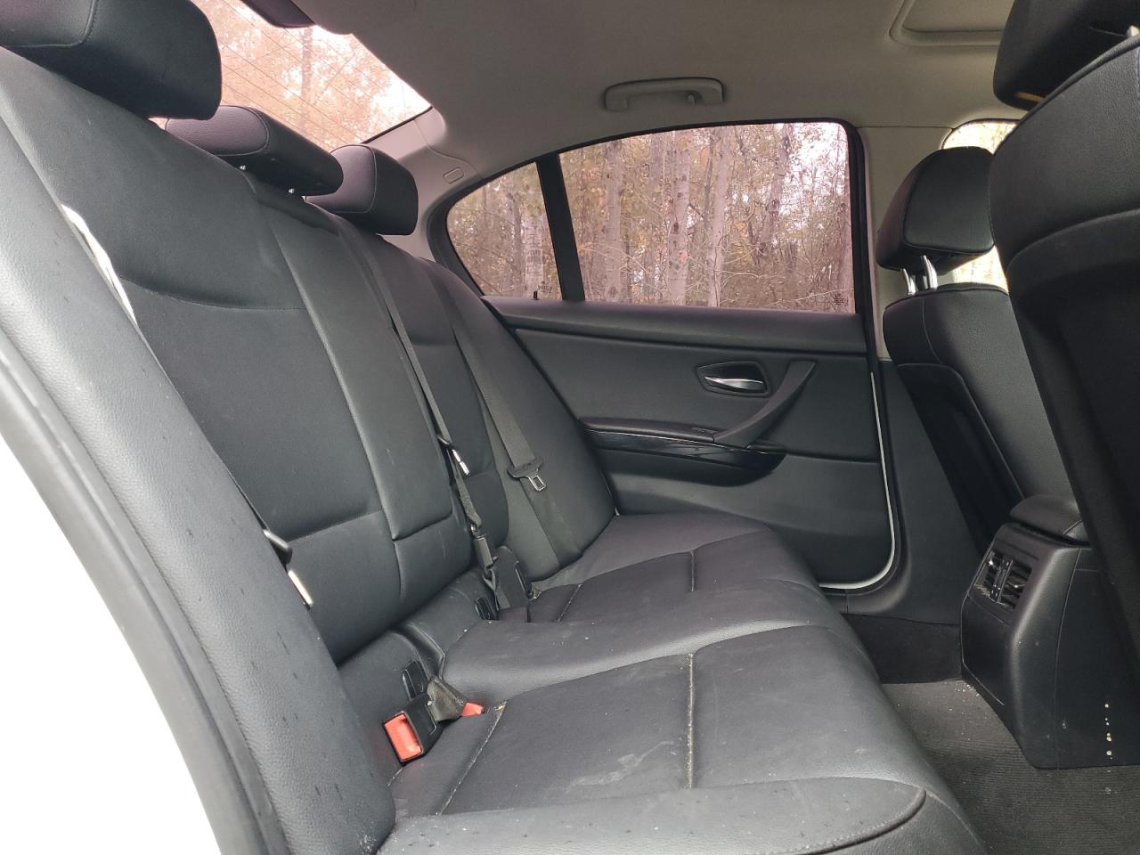 2011 BMW 3 SERIES