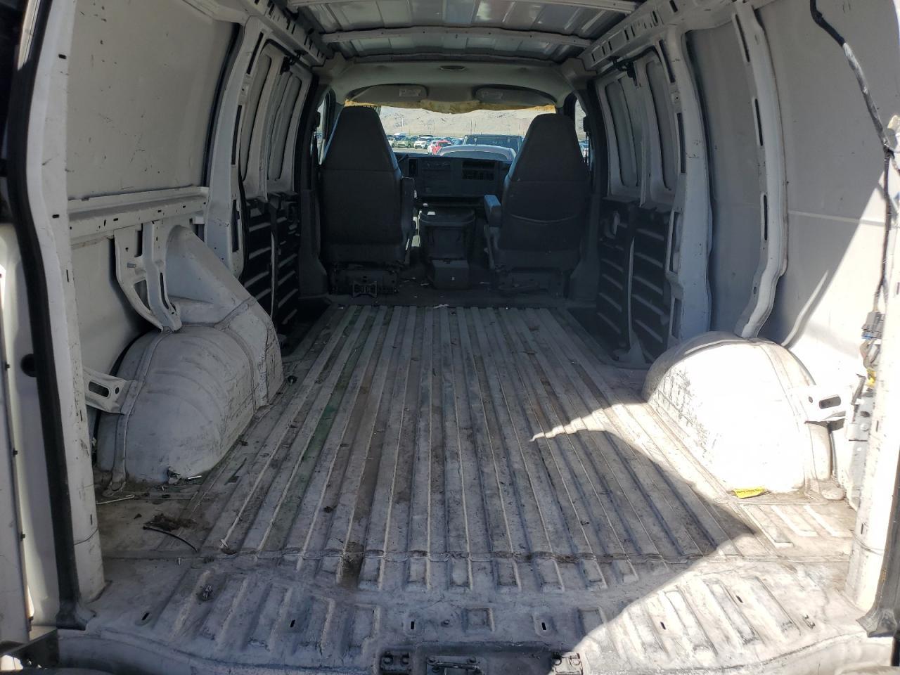 2004 GMC Savana