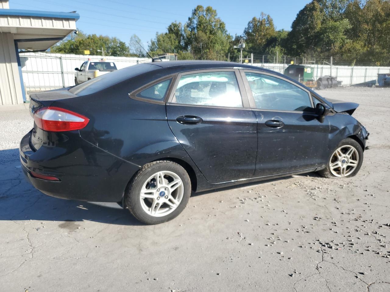 2018 FORD Fiesta