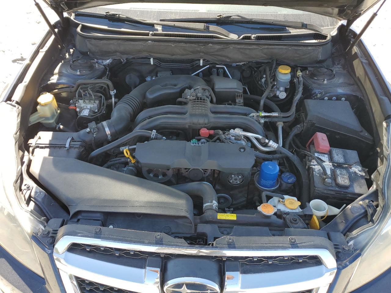 2013 SUBARU Legacy