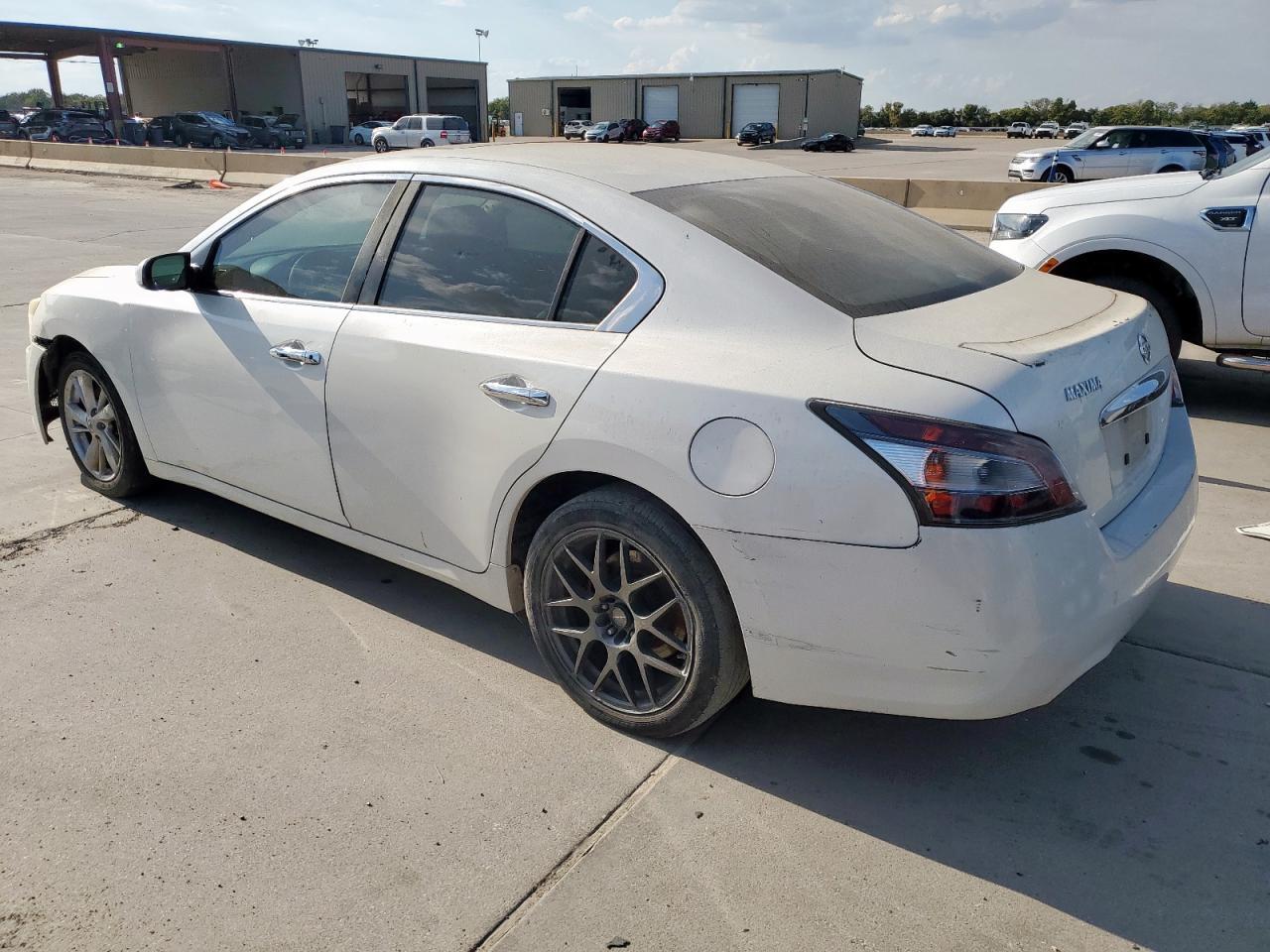 2014 NISSAN Maxima