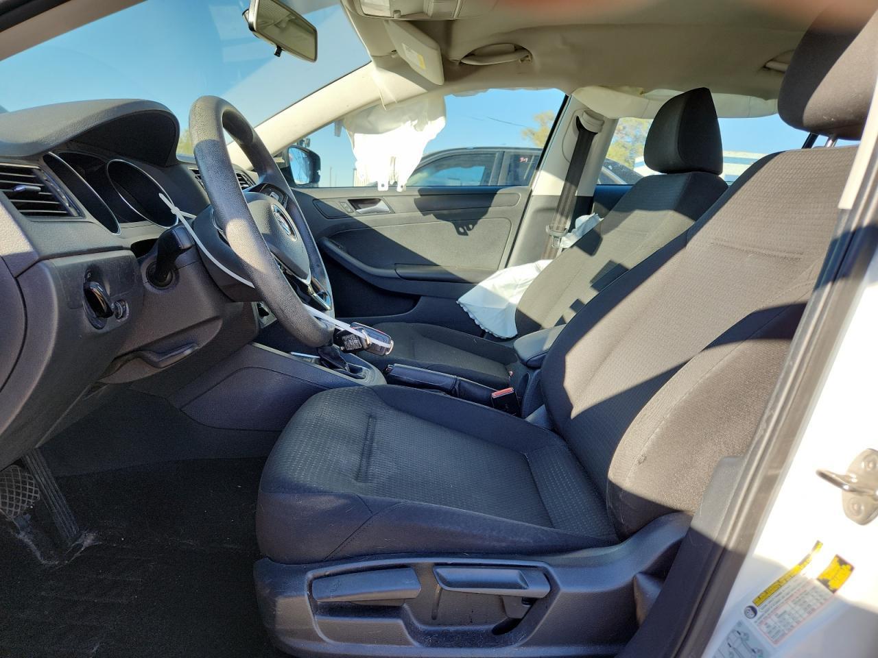 2016 VOLKSWAGEN JETTA