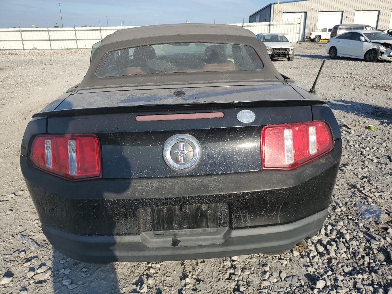2010 FORD MUSTANG