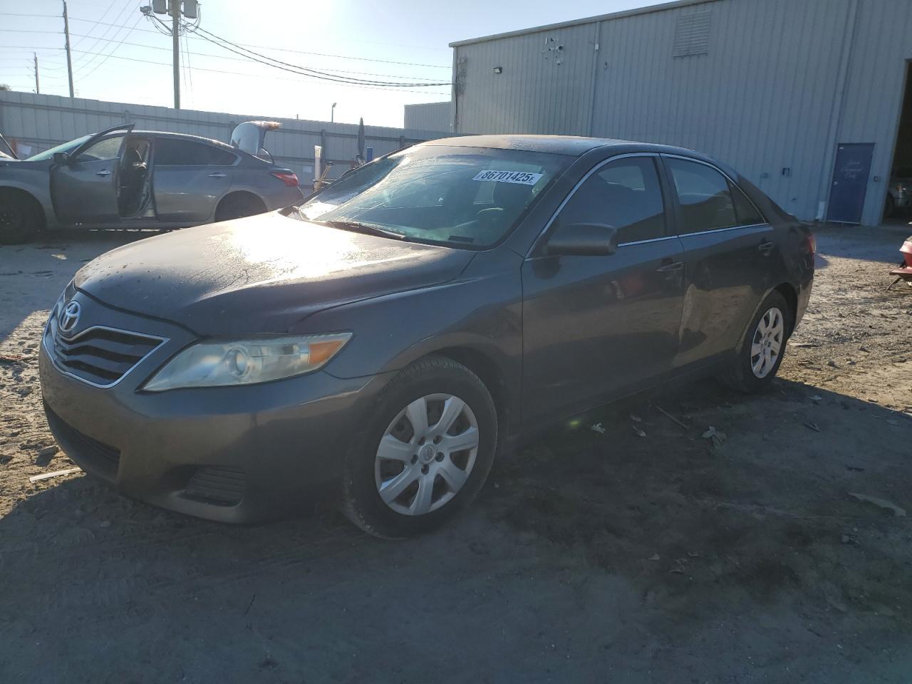 2010 TOYOTA CAMRY