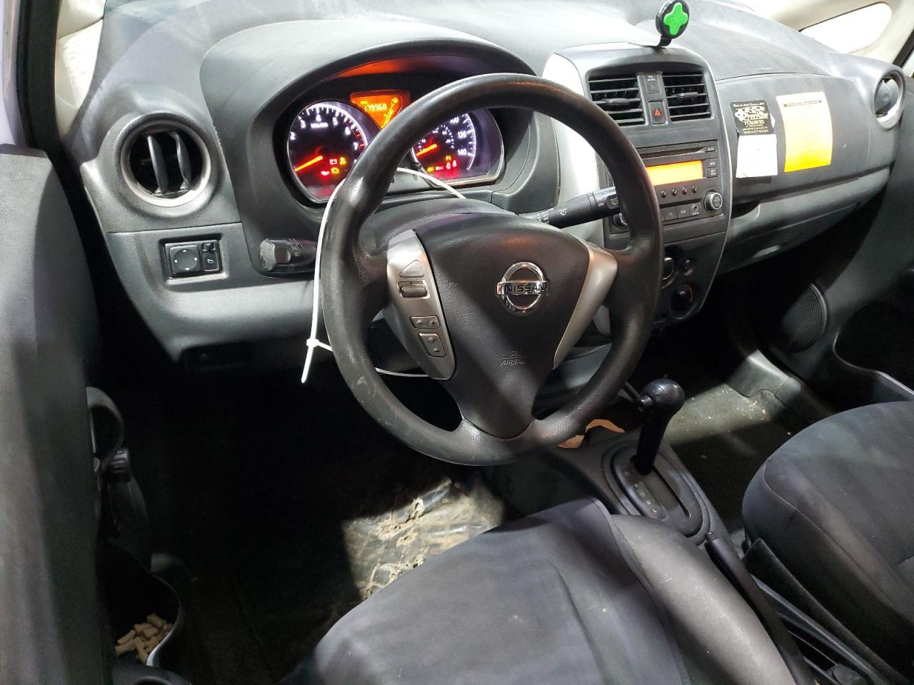 2016 NISSAN Versa Note