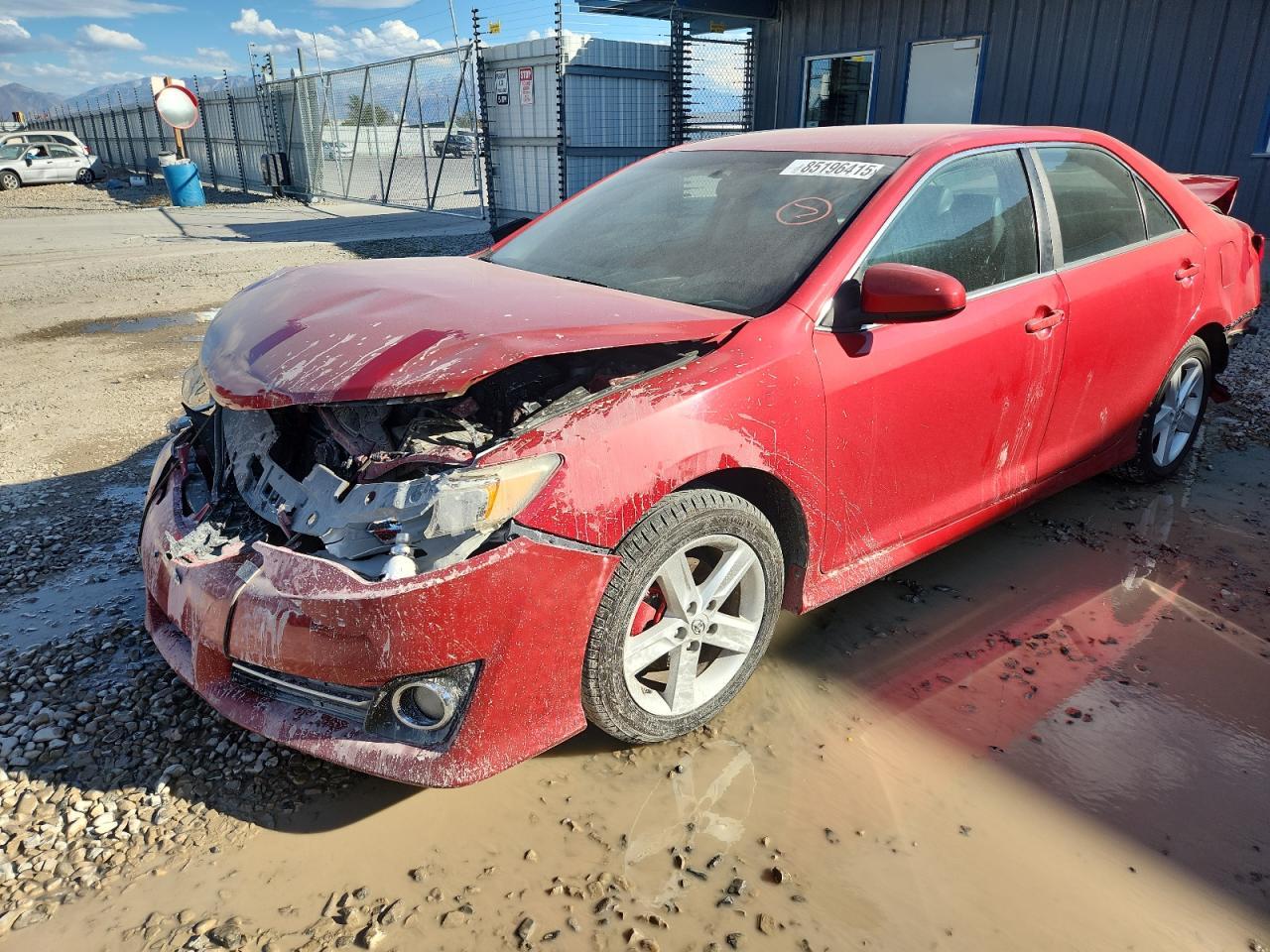 2014 TOYOTA CAMRY