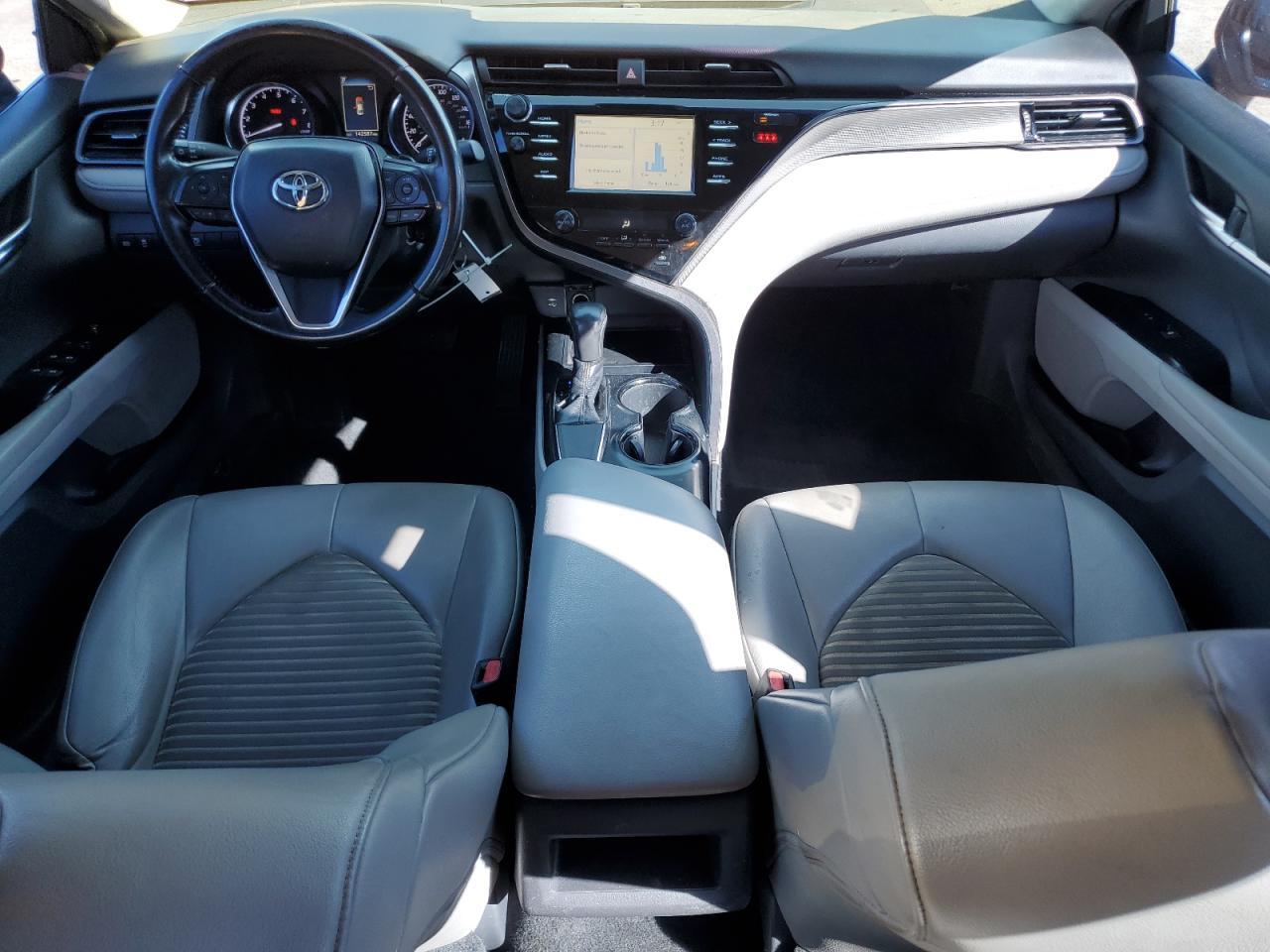 2019 TOYOTA CAMRY