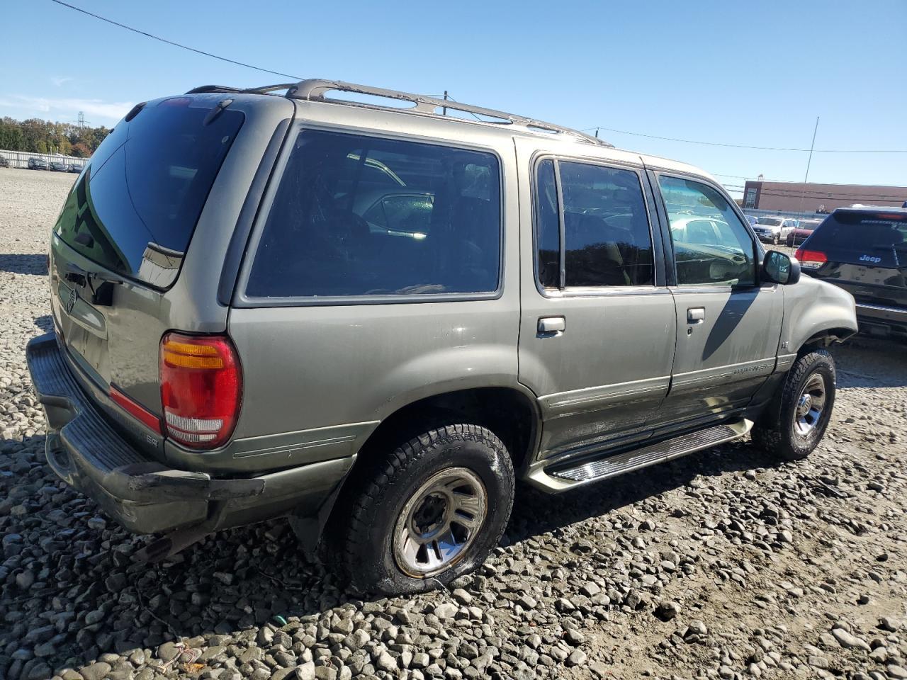 2000 MERCURY Mountaineer