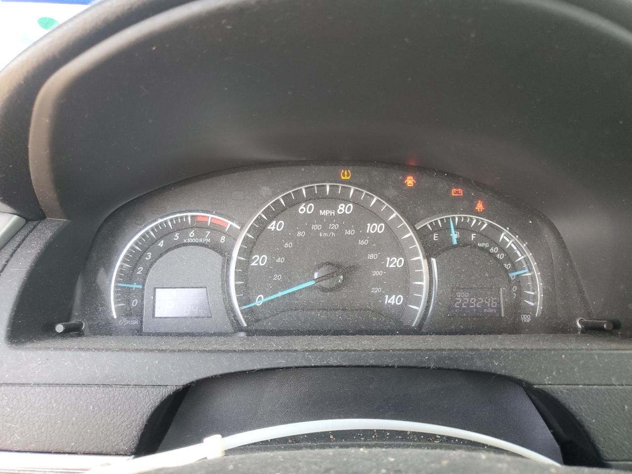 2012 TOYOTA CAMRY