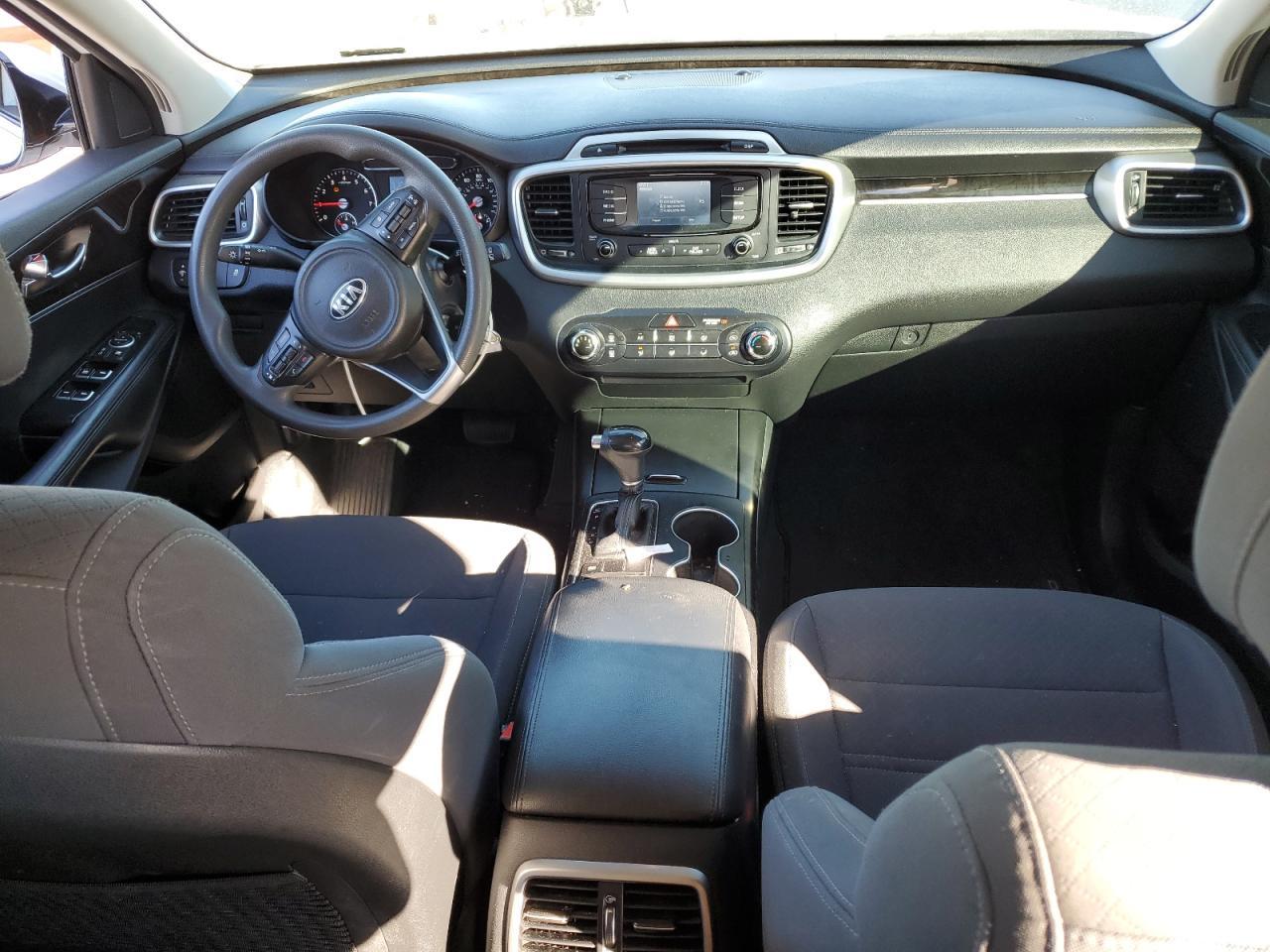 2017 KIA SORENTO