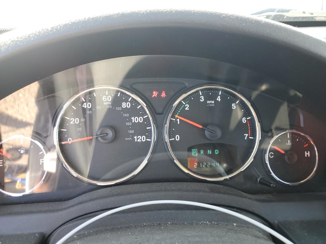 2012 JEEP Liberty
