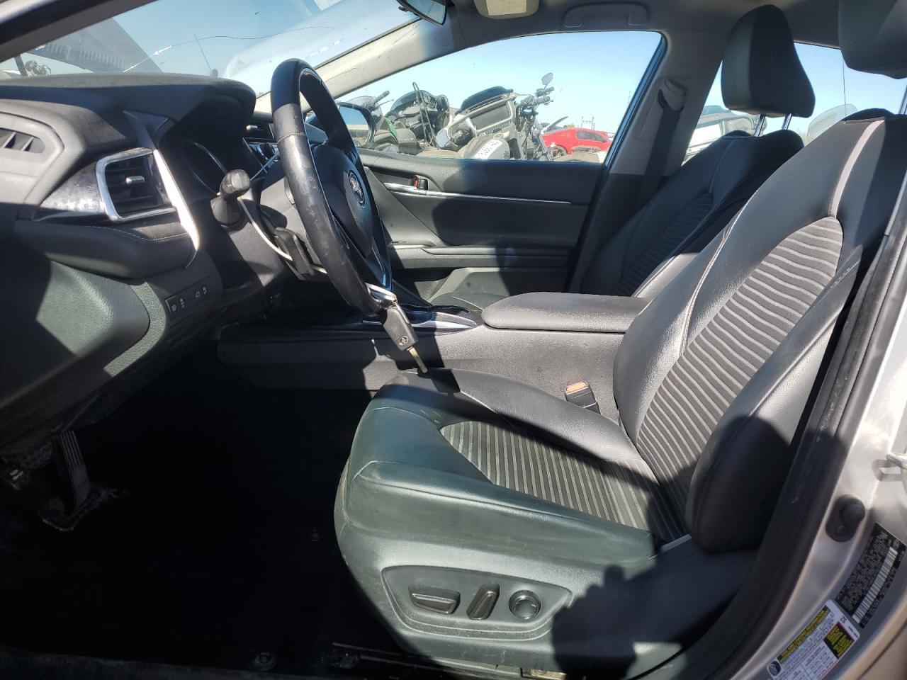 2018 TOYOTA CAMRY