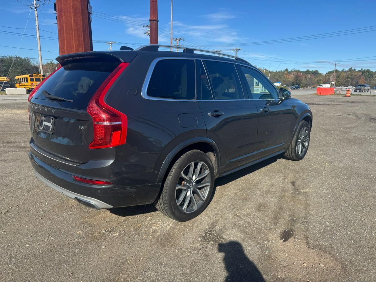 2017 VOLVO XC90
