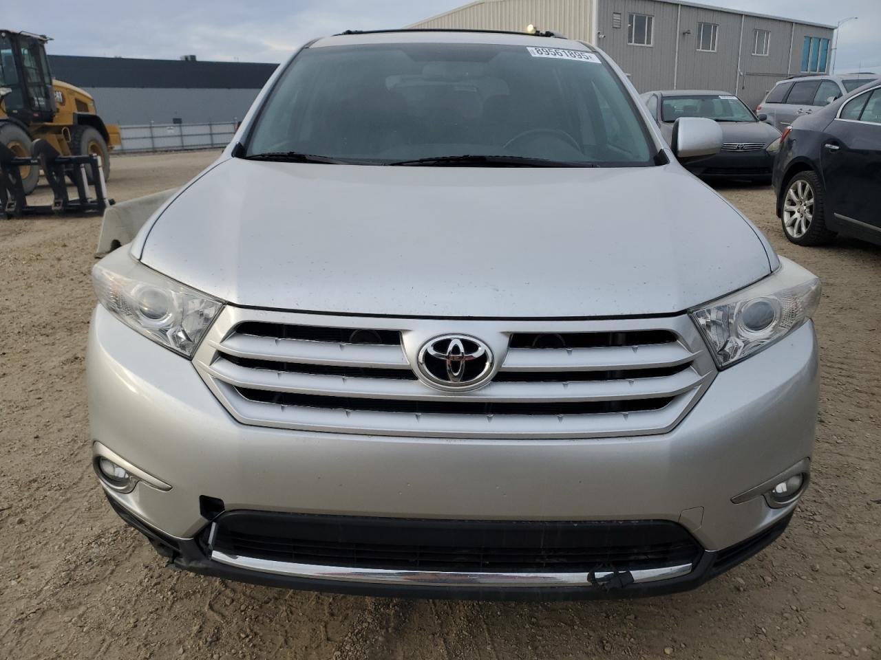 2011 TOYOTA HIGHLANDER