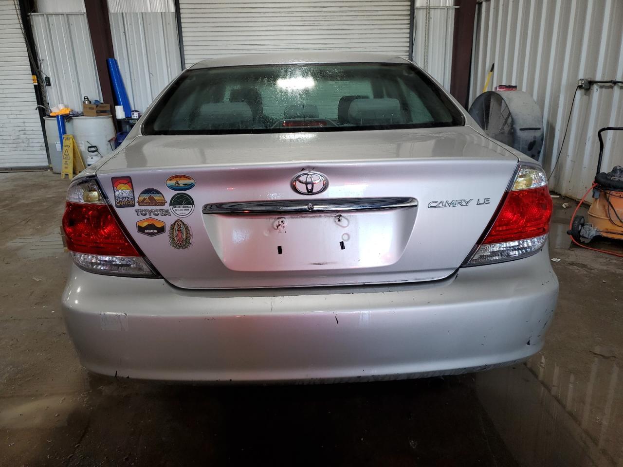 2005 TOYOTA CAMRY