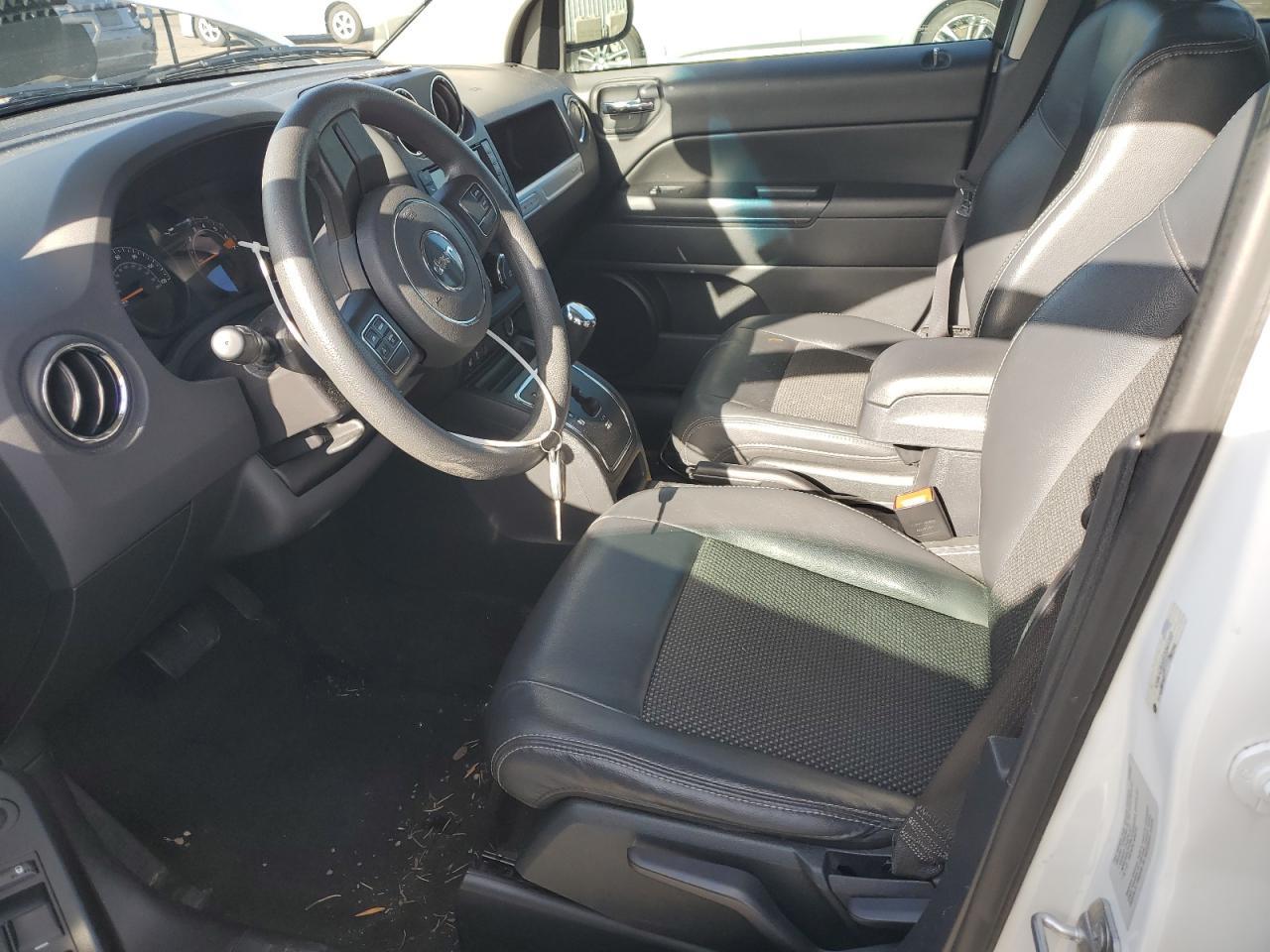 2015 JEEP Compass