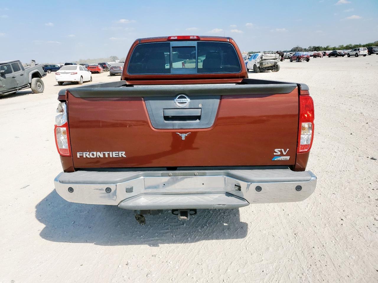 2017 NISSAN Frontier