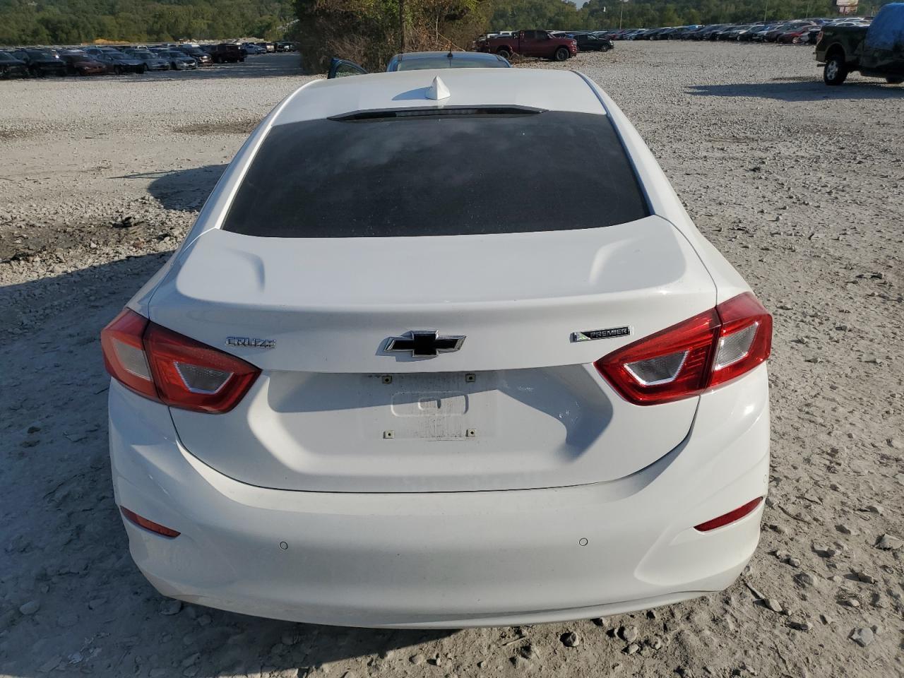 2018 CHEVROLET CRUZE