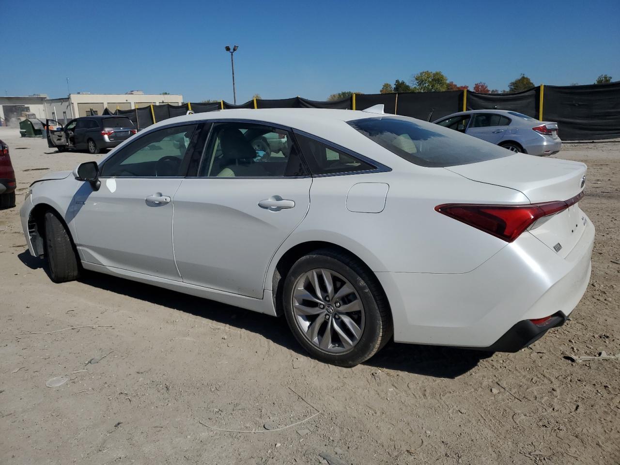 2019 TOYOTA Avalon