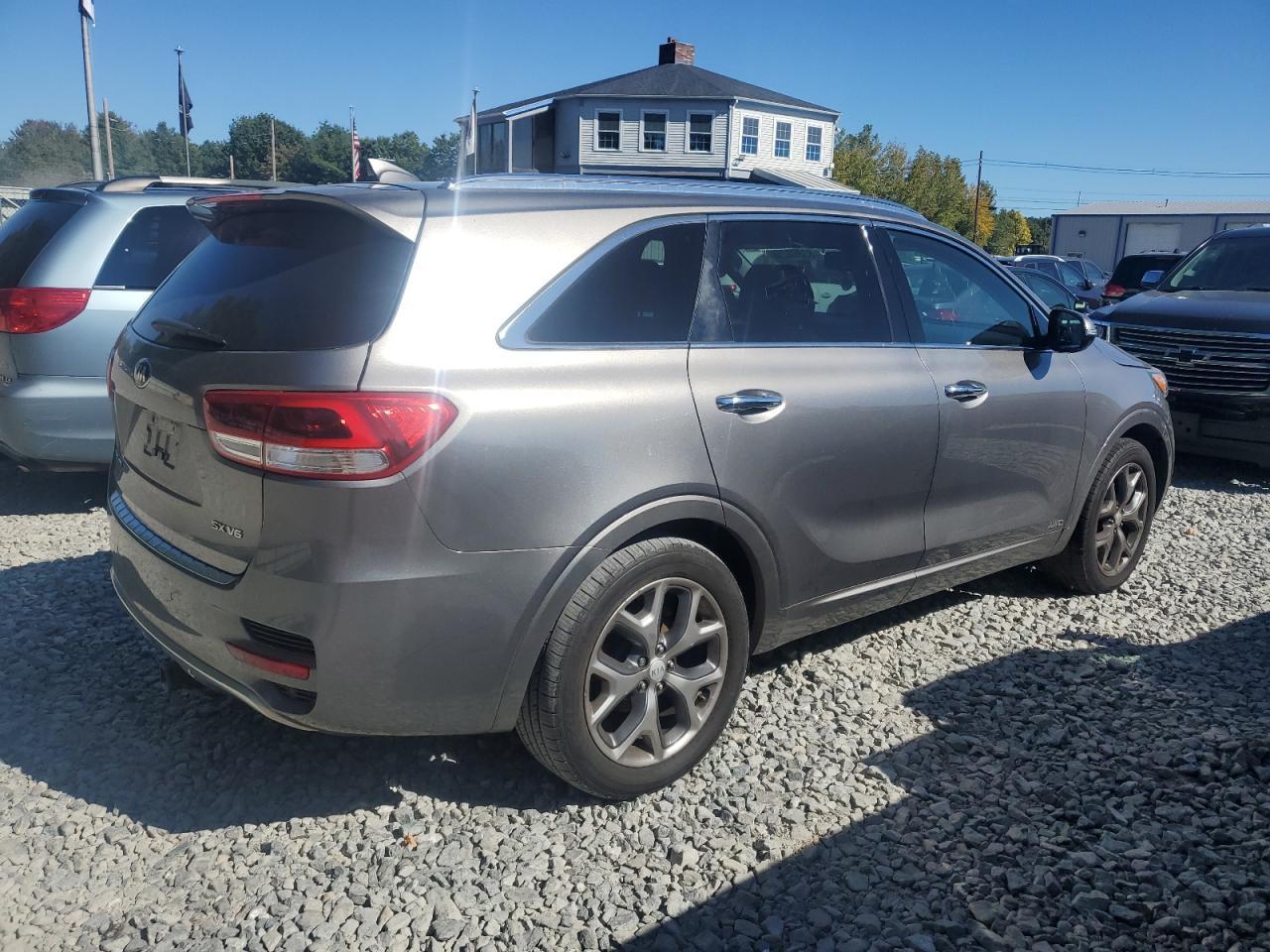 2016 KIA SORENTO